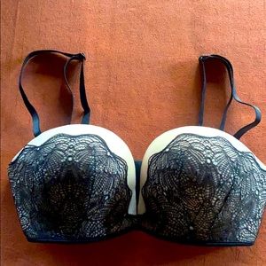 Victoria’s Secret Bombshell 32C